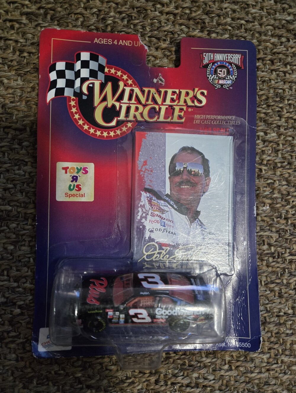 New 1998 Winners Circle NASCAR Dale Earnhardt Goodwrench Chevy Toys R Us Edition
